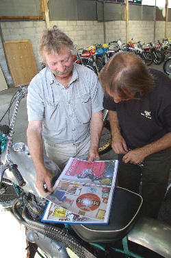 H.Sabatier,qui est venu a la bourse 2007 avec 3 belles machines ,et avé l'assent !