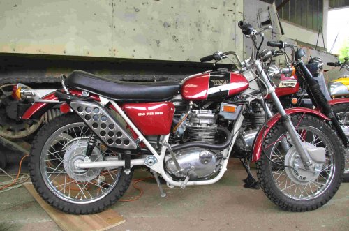 BSA 250 Gold Star